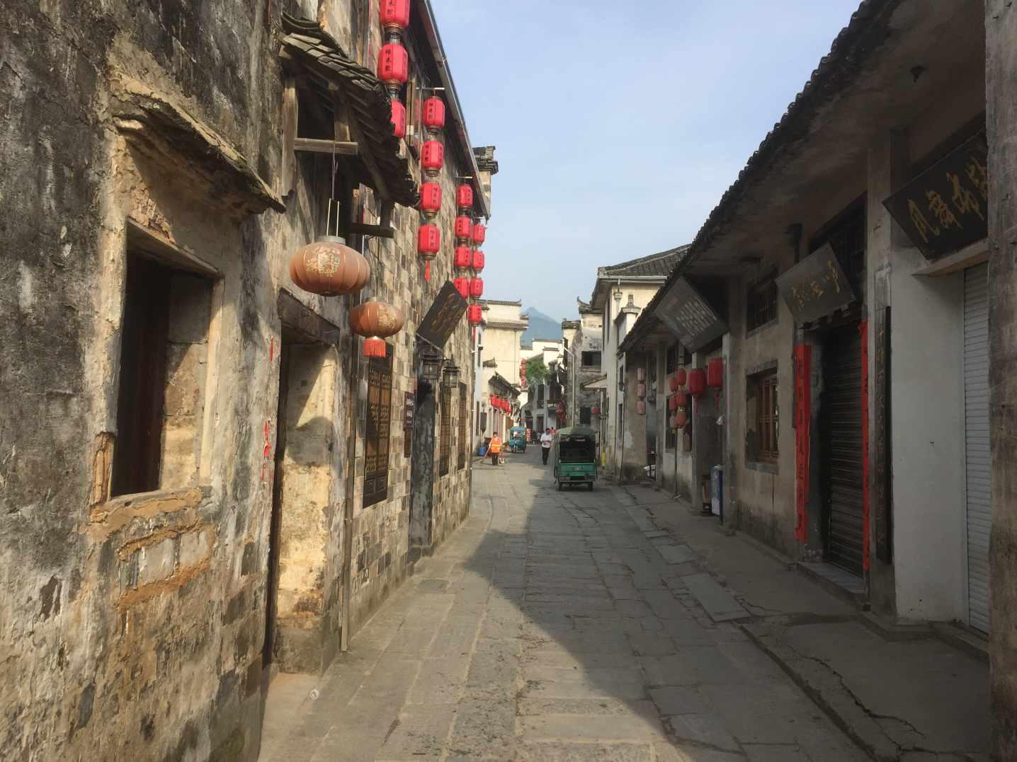 文艺青年最爱的帆布包，装的是书，也是态度